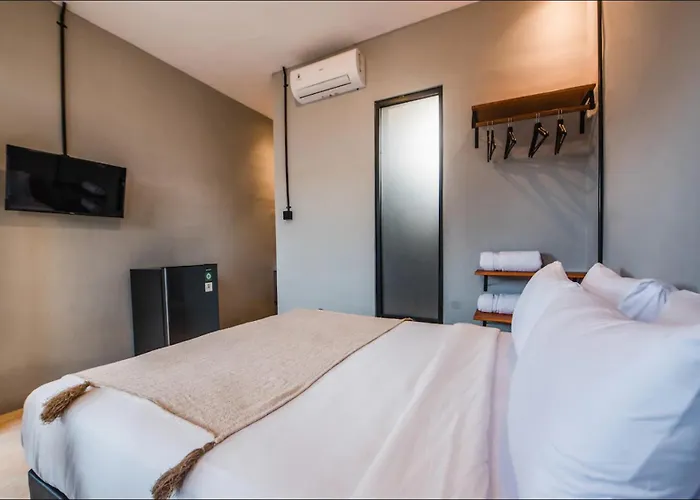 Gasthuis Apartments: Studio+kitchen / Batu Bolong-a3 3*